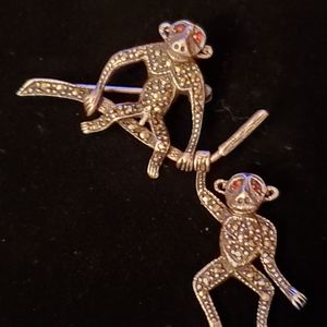 Vintage Art Deco Marcasite Garnet eyed Monkey Pin